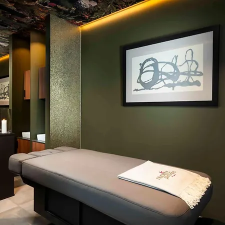 Favorite Parkhotel Hotel 4*