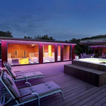 Hotel Favorite Parkhotel 4*